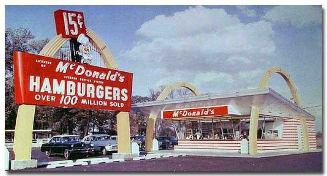photo of McDonalds from the 1950's