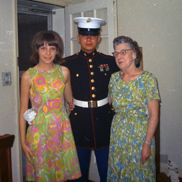 Richard and Carol Ann Bussell with grandmother <br> Julia Warren aka Mimi